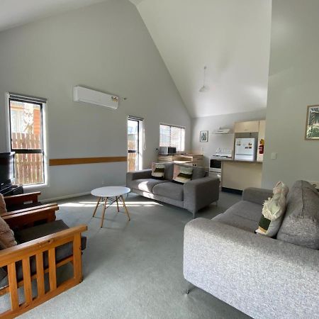 15B Caverhill Close Villa Ханмер Спрингс Екстериор снимка